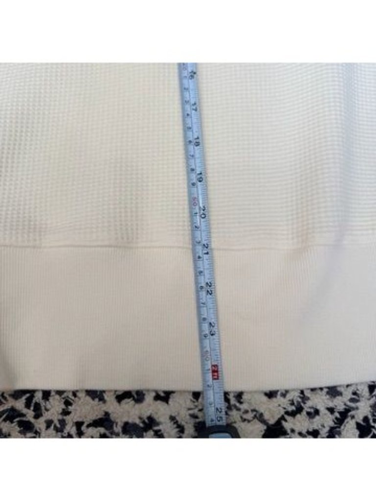 Negative Underwear Waffle Knit Pullover Women’s L Cream Henley Lounge Top — image 8 of 8